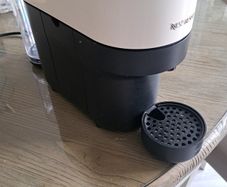 Nespresso coffee machine maker