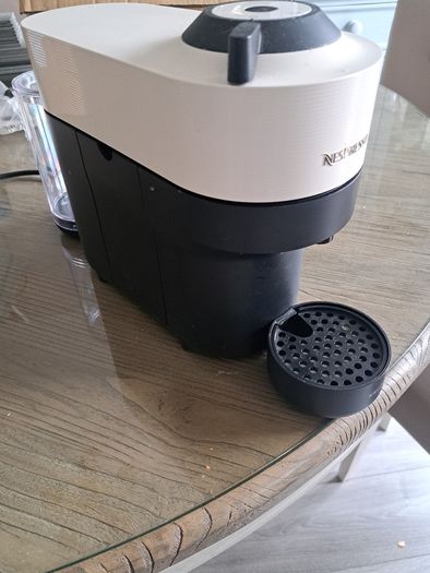 Nespresso coffee machine maker