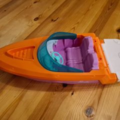 Barbie boat