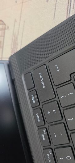 Dell workstation precision  5560 15 ich i7 32gb 512 4gb gpu