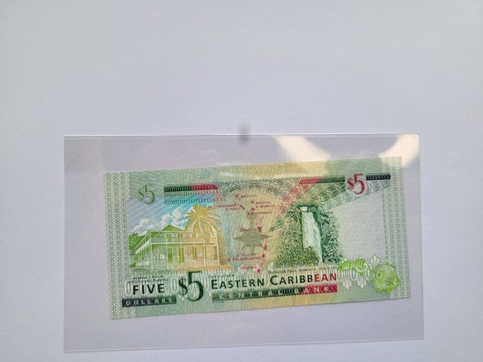 Caribbean 5 Dollars 2008, UNC - - F notes