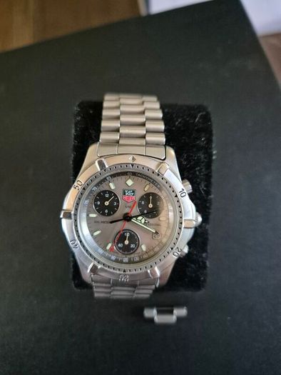Tag Heuer 2000 CE1111