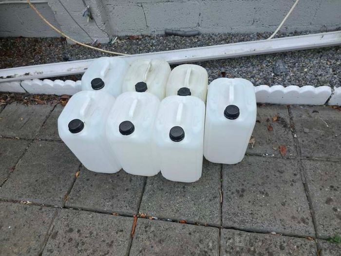 7x Water Storage Containers