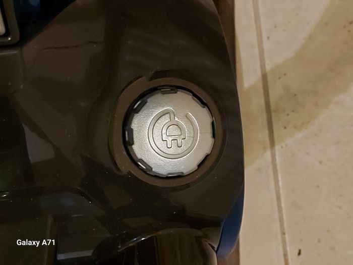 Morphy Richards single Cyclone Vacuum Cleaner, Model 980563 in as new condition