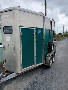 505 horse box