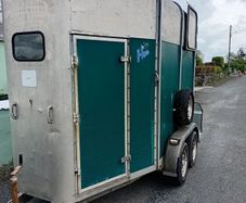 505 horse box