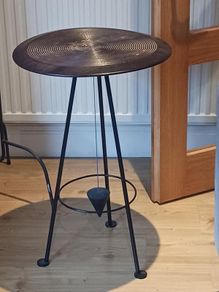 Table - Pendulum