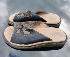 Doc Martens 3a81 Butterfly Sandals Size 6