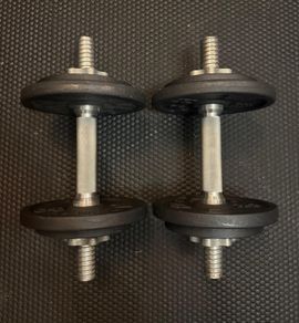 2 x 8Kg Dumbbells