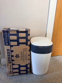 Tommee Tippee Nappy Bin & 10 Refill Cassettes