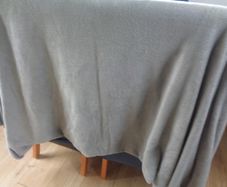 Luxurious Lightweight Fleece Throw Blanket