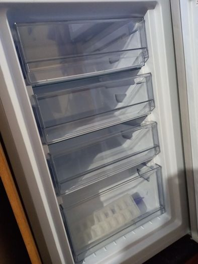 Hoover fridge frezzer