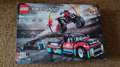 Lego technic 42106 Stunt Show Truck and Bike.