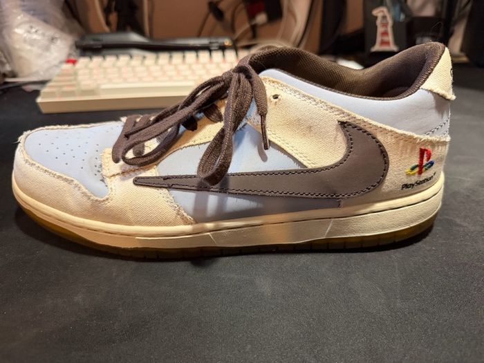 Nike Dunk Low Travis Scott x PlayStation