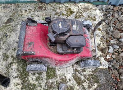 Briggs Stratton mower for repair parts