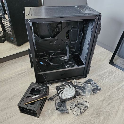 Asus TUF gaming pc case