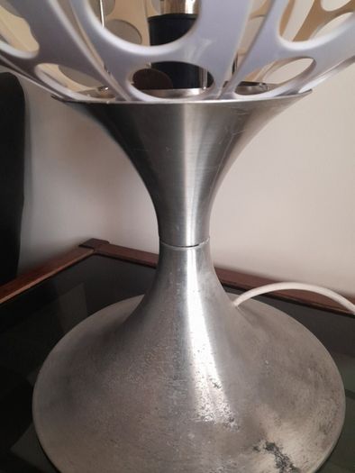 Space Age Tulip Base Table Lamp