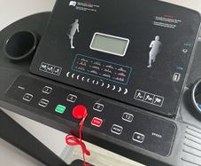 Treadmill & Cross Trainer