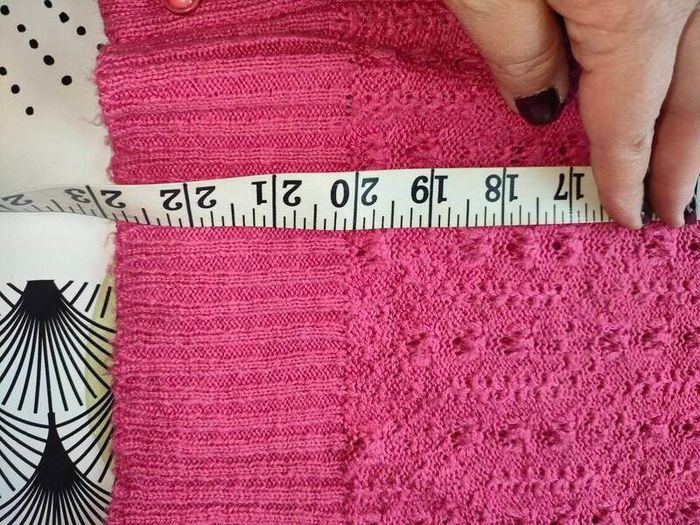 Pink Knitwear cardigan by Heinzelman small