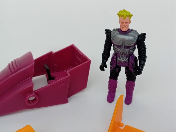 Kenner M.A.S.K. Vandal Vehicle & Floyd Malloy