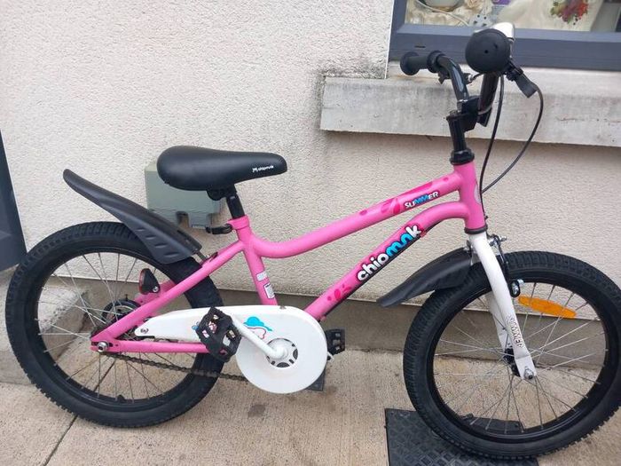 Kids chipmunk bike size 18 inch wheels