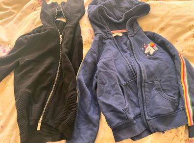 Girl jumpers 7-8 YO