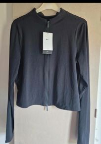 nike zenvy cropped zip top size 20/22 post included