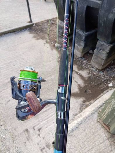 3 meter spinning rod with reel.