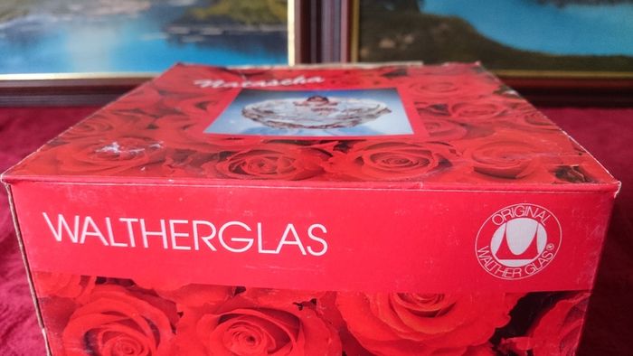 New In Box Waltherglas Germany Natascha Pattern Art Deco Satin Rose Bowl With Lid Made In Germany