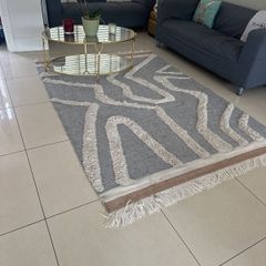 Rug