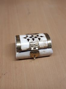 Trinket box bone