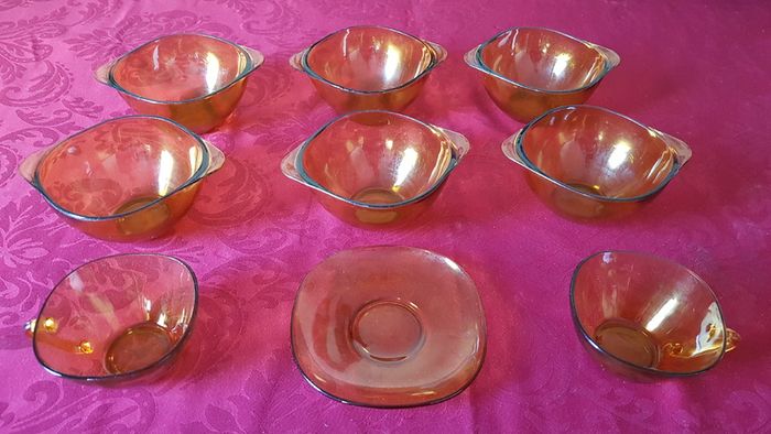 Vereco France Amber Glass 9 Piece Two Handled Soup Bowls and Cups And Saucer