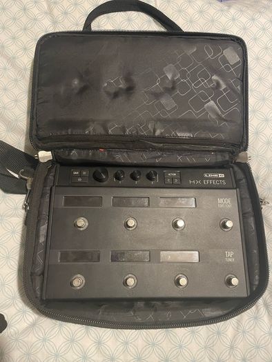 line 6 HX FX with carry case in mint condition for sale
