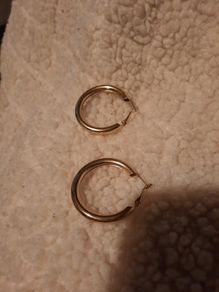 thick gold hoop earrings