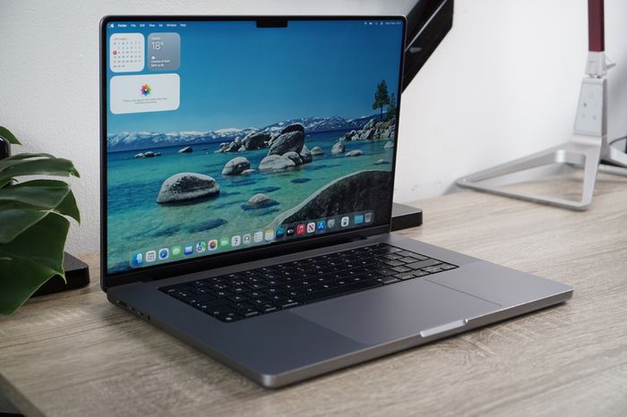 MacBook Pro 16" 2021 M1 Pro | 16GB | 512GB