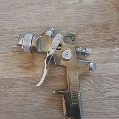 spray paint gun