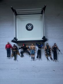 WWE ring set with 7 figures popular john cena etc