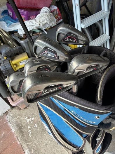 Titleist AP1 710