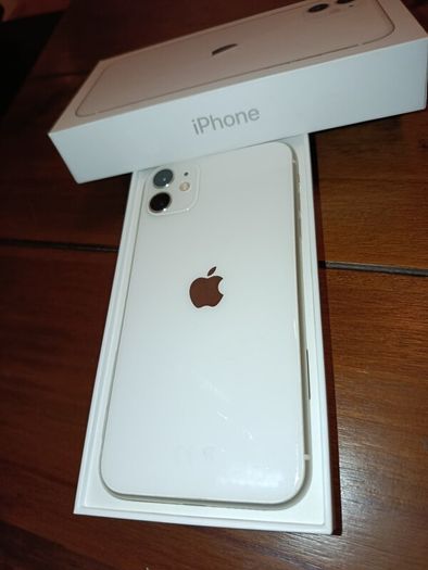 iPhone 11 64GB White