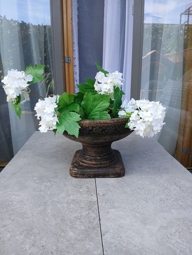 Wooden bowl carved for fruit, flowers