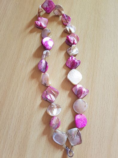 Athens Protasis mother of pearl necklace