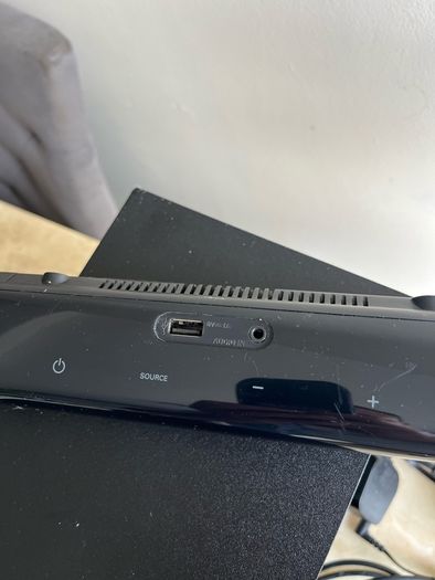 PHILIPS Sound bar & Subwoofer