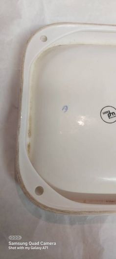 Old large vintage rare bass charrington ashtray rare item ,made by wade ,good condition, see pictures for condition,price includes post to anywhere in Ireland thank you, collectors item,,