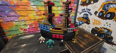 Fisher-Price Pirate ship with 3 action figures