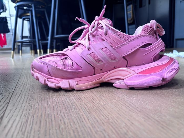 Pink Balenciaga Tracks
