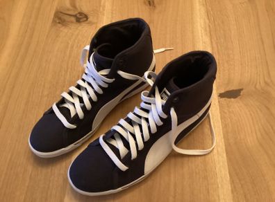 Puma Navy Canvas shoes Size 7(UK) 40.5(EUR)