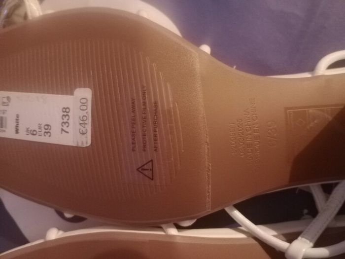 ladies sandals
