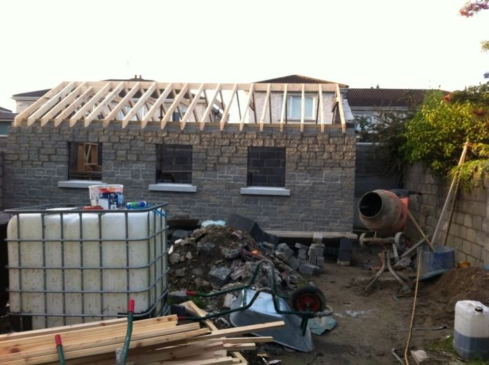 Bricklayer stonemason available