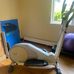 Horizon Athos cross trainer