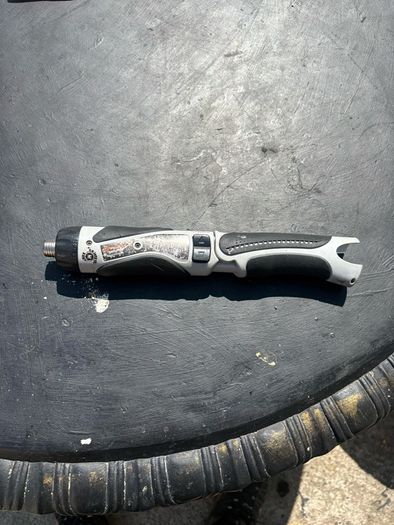 Cordless stick screwdriver